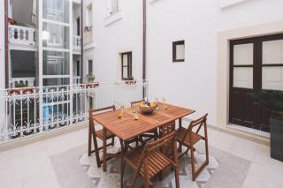 New apartment with patio - 7