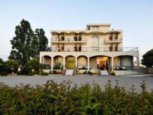Kleopatra Inn - Messini - 9