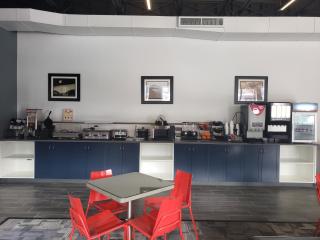 Post Time Inn - Carlsbad - 1