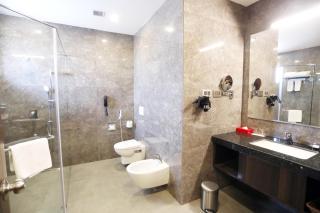 Ramada Jamshedpur Bistupur - Jamshedpur - 4