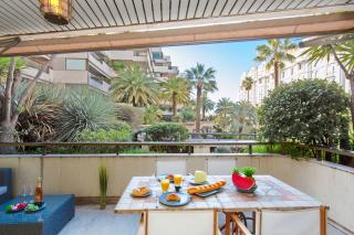 Gray d'Albion YourHostHelper - 9