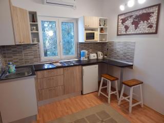 Adrienn Apartments - Stari Grad - 8