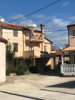 Apartman Voch - Zambratija - 1