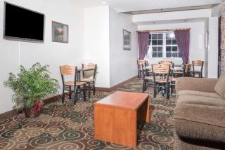 Microtel Inn & Suites by Wyndham Rice Lake - Rice Lake - 6