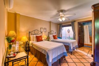 Hotel Los Robles, Managua, Nicaragua - 4