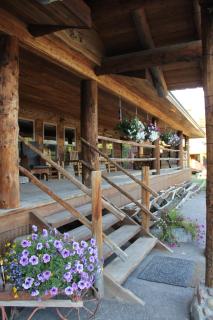 Sugar Loaf Lodge & Cabins - 9