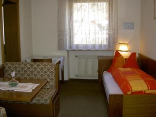 Tannerhof Bed & Breakfast - Kuens - 9