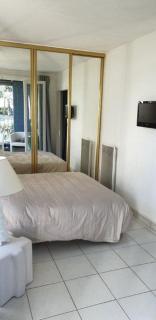 T2 FRONT DE MER SUR LA PLAGE (ACCES PRIVE DIRECT PLAGE) VUE MER ET MONTAGNE - 3