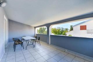 Beautiful apartment Leut -near Queen Beach - Privlaka - 0