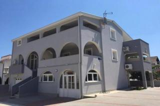 Beautiful apartment Leut -near Queen Beach - Privlaka - 3