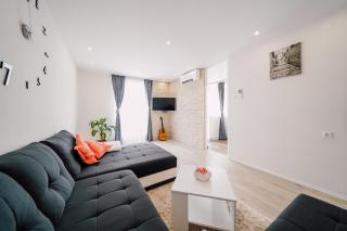 Apartment Leo Near Bridge - Zadar - 0