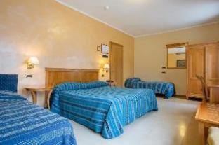Grand Hotel Moon Valley - 3
