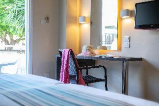 Mayfair Gardens - 6