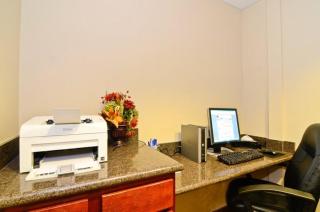 Best Western PLUS Fossil Country Inn & Suites - Kemmerer - 4