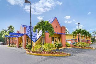 Americas Best Value Inn Sarasota - 7