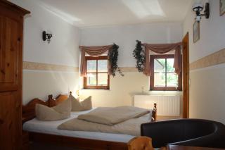 Doppelzimmer-in-Wiesa - Thermalbad Wiesenbad - 3
