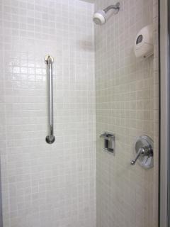 Days Inn by Wyndham Vancouver Downtown - Vancouver - 6