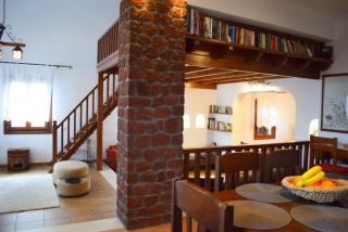 Sunshine house for 9, cozy set up,verandas, sea view. - Karterados - 6
