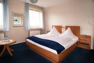 Hotel Garni Haus Schönberger - Heiligenhaus - 4