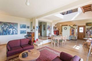 ARTistic House: view - pingpong - billard - 1