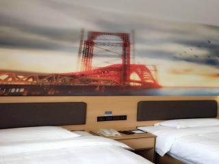 Thank Inn Chain Hotel sichuan luzhou longmatan district kaixuan city - Luzhou - 8