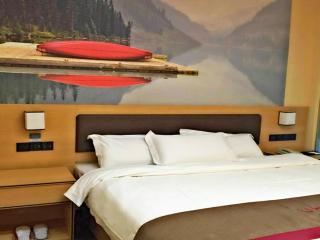 Thank Inn Chain Hotel sichuan luzhou longmatan district kaixuan city - Luzhou - 2
