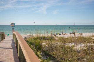 7 - Beach Club at Pass-A-Grille - St Pete Beach - 3