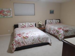 LakeView House with 4 rooms Kelowna near downtown & Knox Moutain - Kelowna - 7