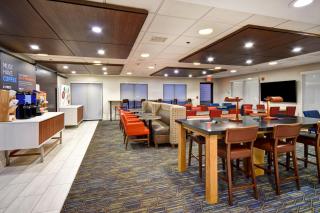 Holiday Inn Express Newport North - Middletown by IHG - Middletown - 3