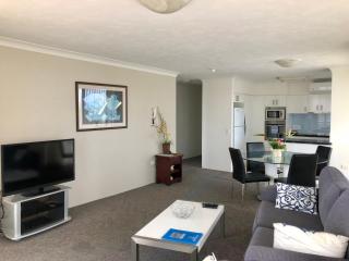 Bougainvillea Gold Coast Holiday Apartments - 1