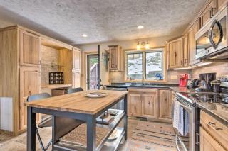 1 Mi to Slopes Beech Mtn Retreat with Balcony! - Beech Mountain - 1