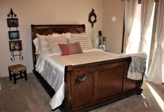 Your Home Away From Home - Tucson - 4