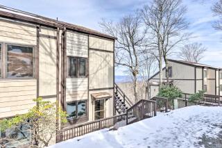 1 Mi to Slopes Beech Mtn Retreat with Balcony! - Beech Mountain - 8
