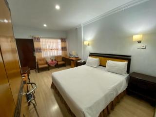 Mariani International Hotel - Padang - 8