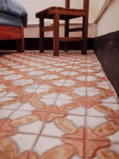 Neat Hostel - 8