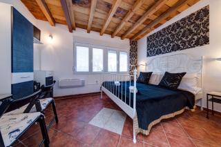 Oasis Seaside Rooms - Budva - 9