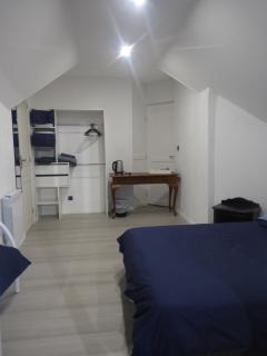 Chambre triple spacieuse pour 3 Adultes avec terrasse privée - Proche Disneyland Paris - Mareuil-lès-Meaux - 9