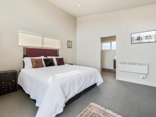 Lake Views on Yewlett - Queenstown Holiday Home - Queenstown - 3