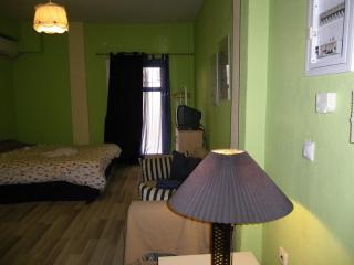 Homy cozy studio towards the centre - Tessalónica - 6