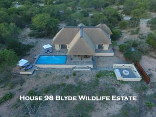 Hidden 2-Bedroom Gem In A Quiet Wildlife Estate - 9