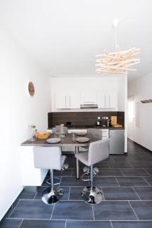 Le Hirvi - cocon zen et épuré à 10min Vieux Lyon - Lyon - 7