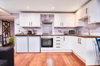Newcastle Treasure - sleeps 4 - Lower Ground Floor - Newcastle upon Tyne - 7