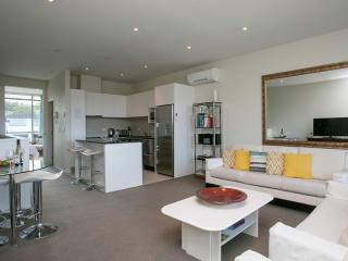 Marinaside Villa - Taupo Holiday Apartment - Taupo - 7