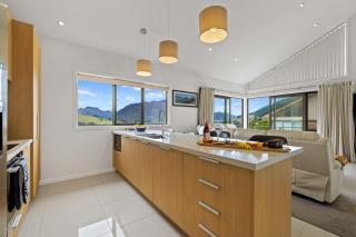 Queenstown Lake Views - Upstairs Apartment - Queenstown - 5