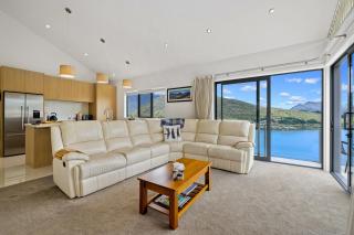 Queenstown Lake Views - Upstairs Apartment - Queenstown - 8