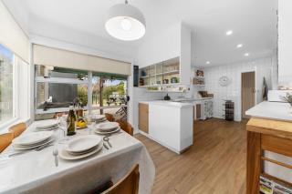 Calapso Cottage - Waikanae Beach Holiday Home - Waikanae - 6
