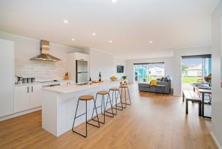 Seascape - Cooks Beach Holiday Home - Cooks Beach - 9
