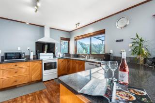 Courtside Quarters - Waihi Beach Holiday Home - Waihi Beach - 4