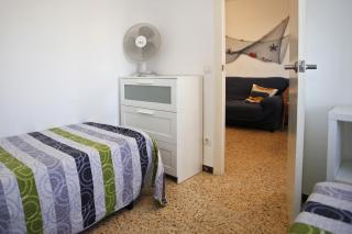 AT076 Planta baja en 1ra línea del paseo marítimo - Torredembarra - 3
