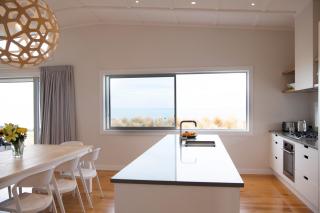 Waimarama Heights - Waimarama Holiday Home - Waimarama - 2